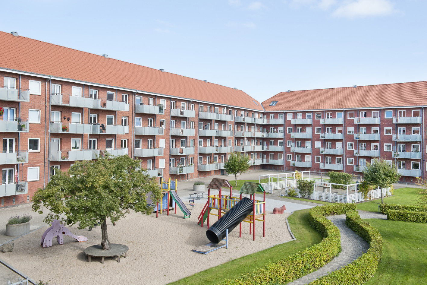 apartment Newly renovated 3-room apartment with 2 bathrooms in Vestbyen