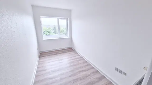 apartment Cozy 3-room apartment with balcony and excellent parking options