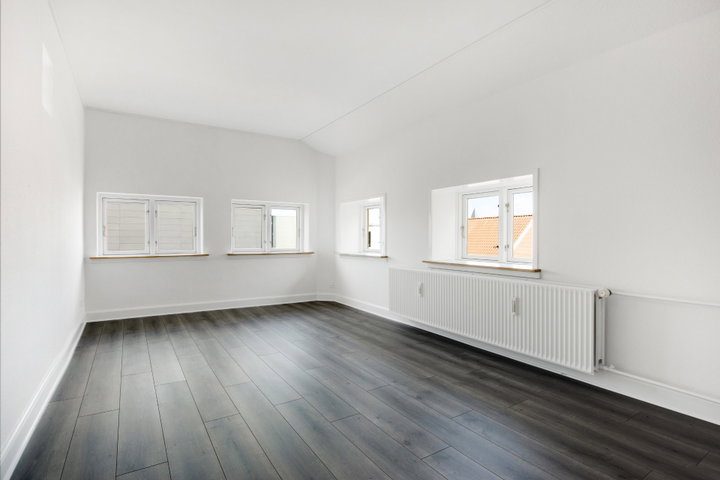Stor 2 værelses lejlighed med smuk udsigt - Købmagergade, Fredericia - 0