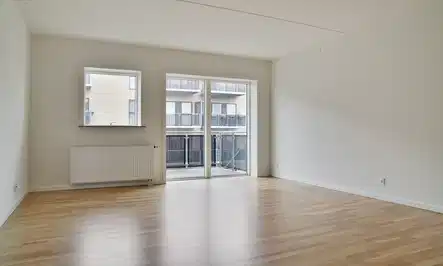 apartment Large 4-Room Apartment