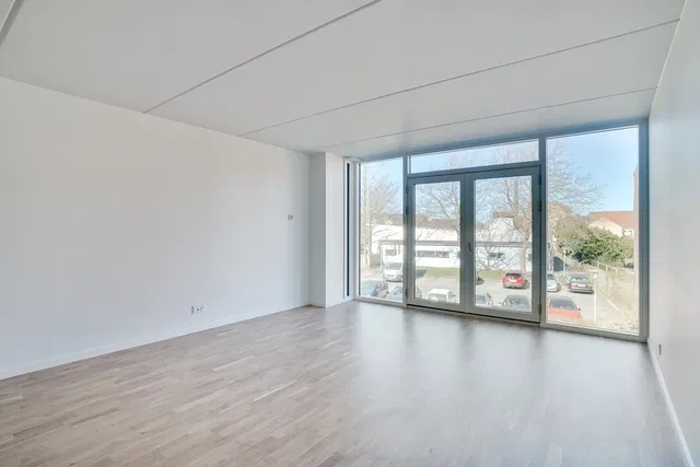 apartment Lys 3-værelses bolig med altanmulighed