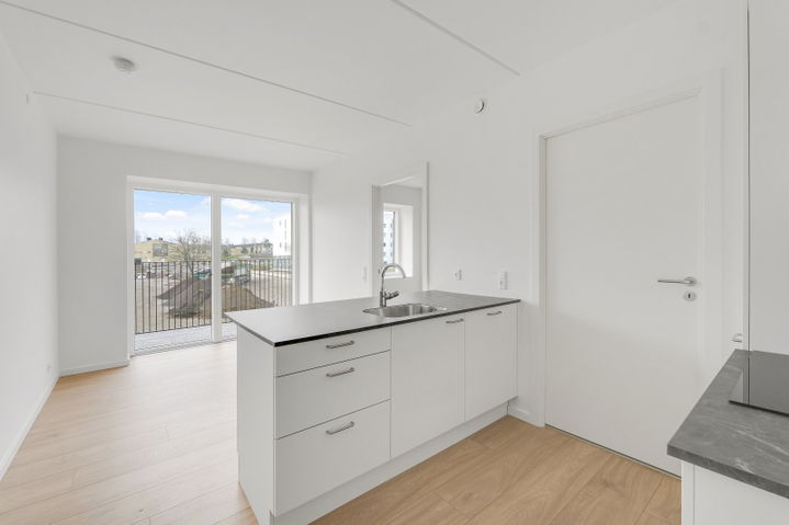 Nybygget 2-værelses lejlighed med egen terrasse - Søndervangs Allé, Viby J - 2