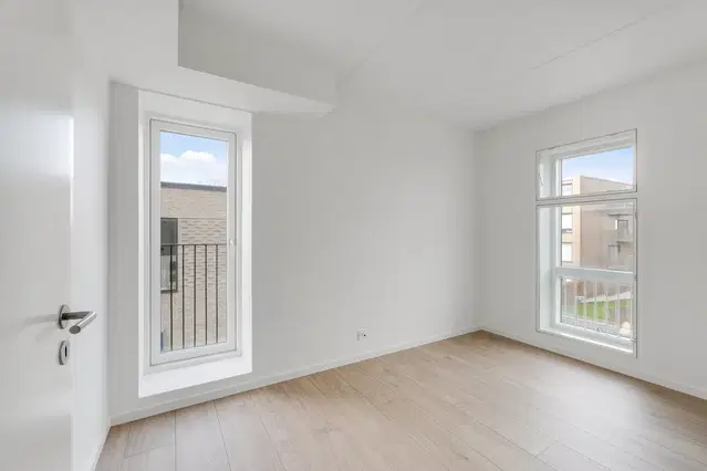 apartment 3-værelses lejlighed med altan i Viby J