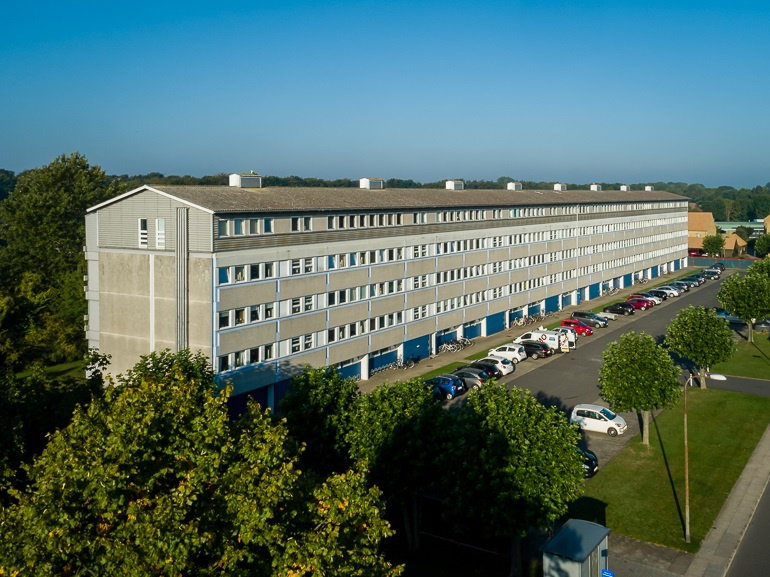 apartment Lys 3-værelses lejlighed i Nyborg med stor lukket altan