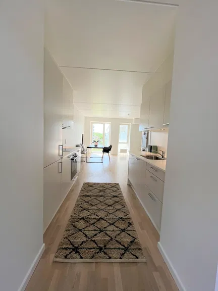 apartment Lys 2-værelses lejlighed med stor altan