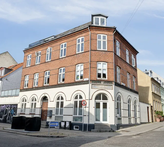 apartment Exclusive two-storey penthouse with two roof terraces