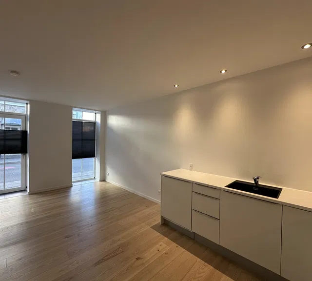 apartment Renoveret lejlighed med stort køkken
