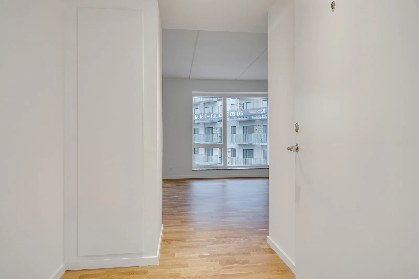 apartment 3-room apartment with balcony or terrace