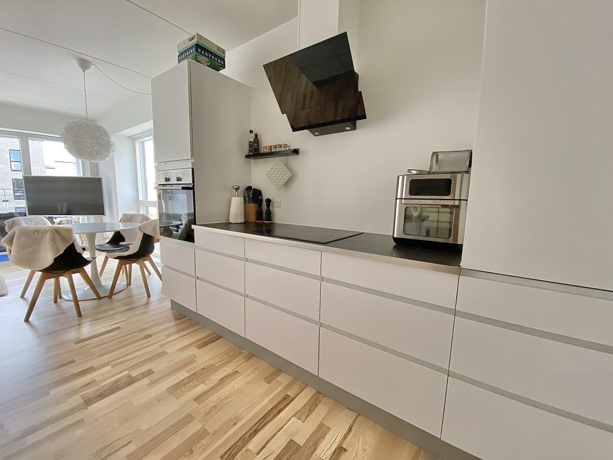 Light and Inviting 3-Room Apartment in Aalborg – photo 3