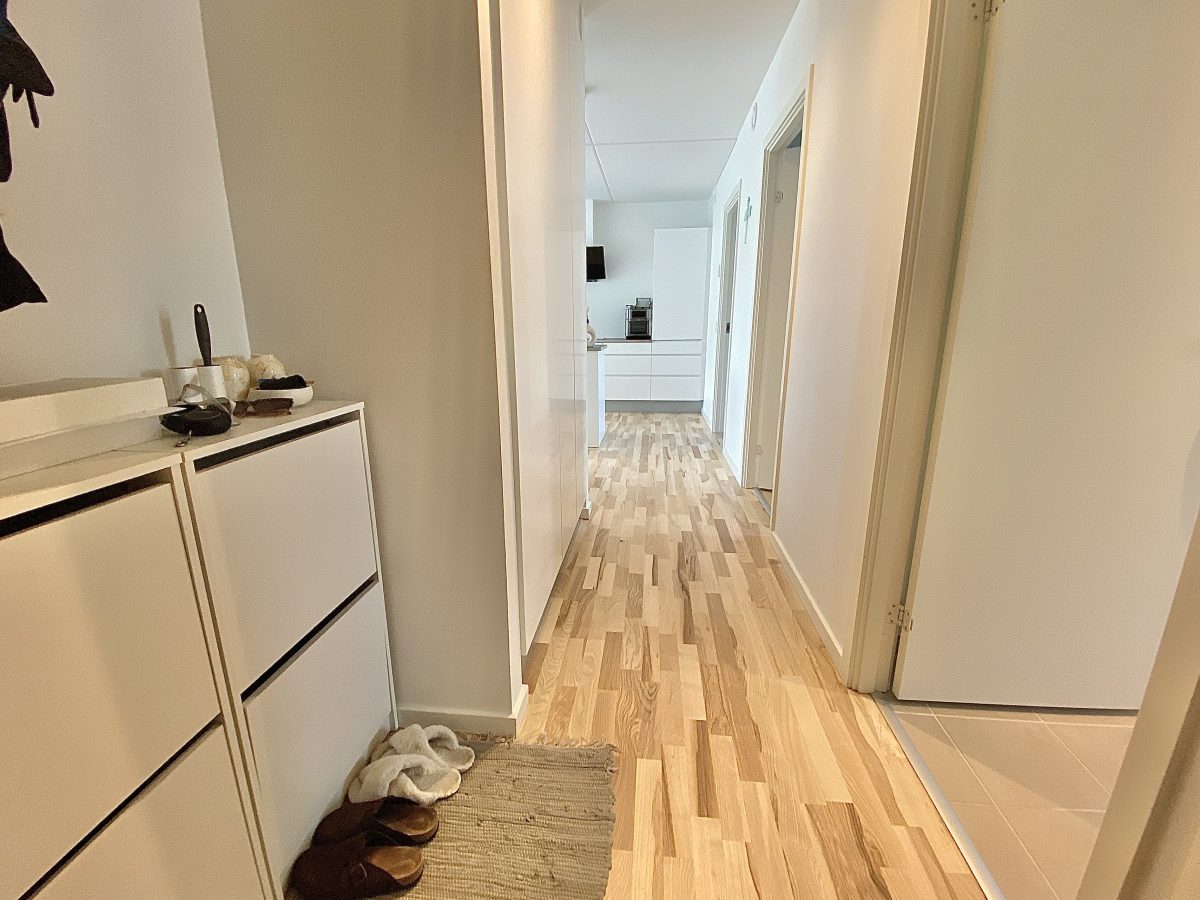 Light and Inviting 3-Room Apartment in Aalborg – photo 11