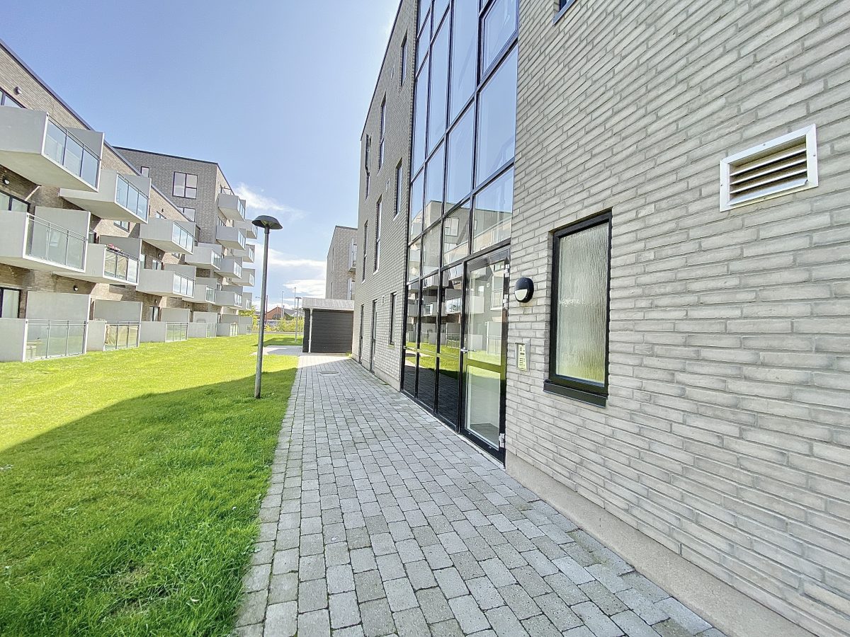 Light and Inviting 3-Room Apartment in Aalborg – photo 19