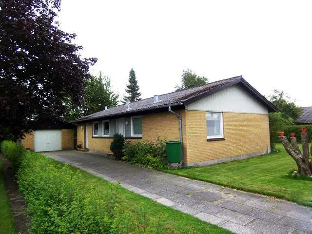house Lovely townhouse/house with 4 rooms in Bindslev