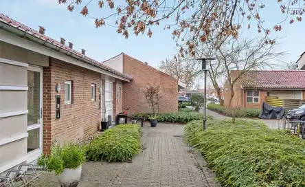 townhouse 1-værelses rækkehus med terrasse nær Jelling centrum