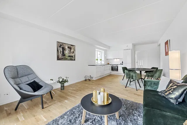 apartment 4-værelses lejlighed tæt på centrum