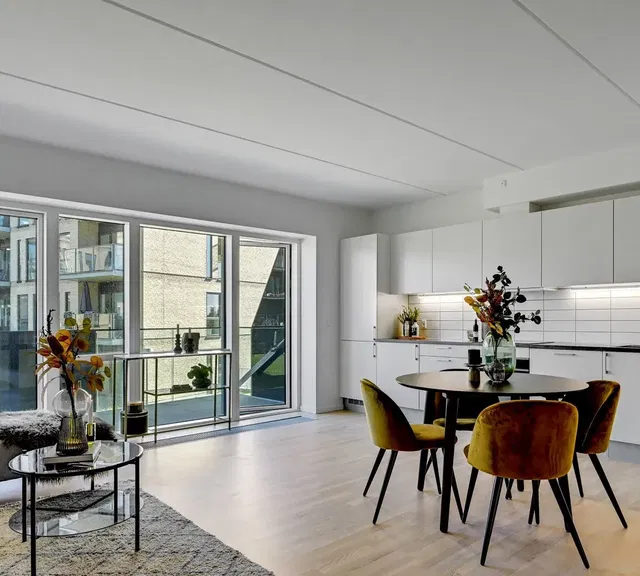 Lys 3-værelses lejlighed på 91 m² i Engbyen, Risskov