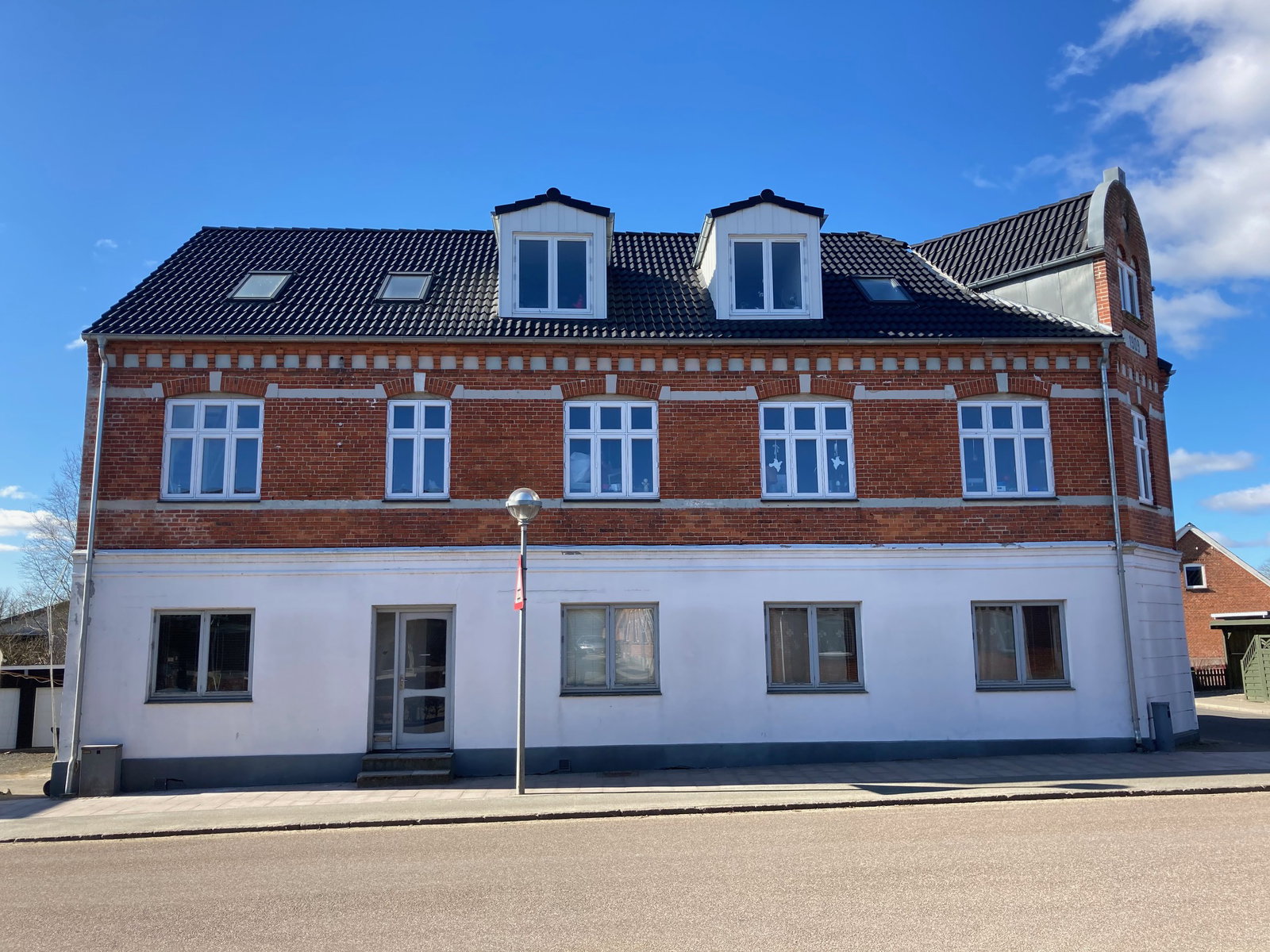 apartment 3-bedroom apartment in the heart of Rødkærsbro
