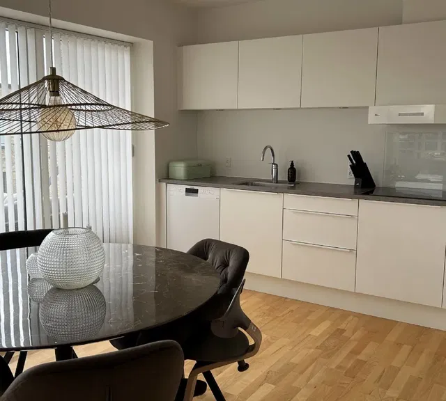 apartment Bo øverst i en 4-værelses med vestvendt altan