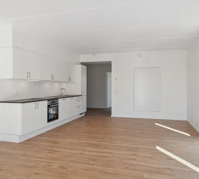 apartment 4-værelses bolig med altan eller terrasse