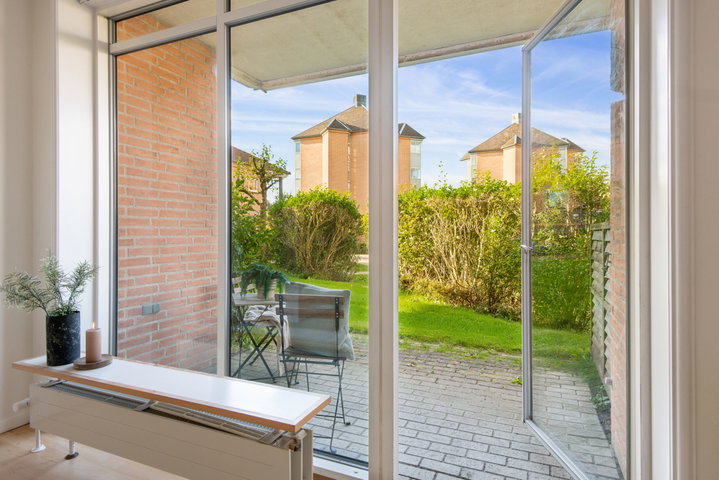 Lys 2-værelses lejlighed med egen terrasse - Blegkilde Alle, Aalborg - 0