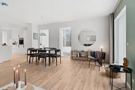 townhouse Rækkehus med terrasse og carport i Gistrup