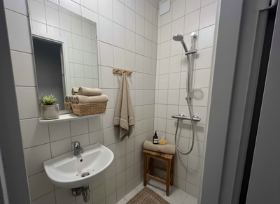 Lys 2-værelses bolig med altan nær byens mange tilbud - Fyensgade, Aalborg - 2