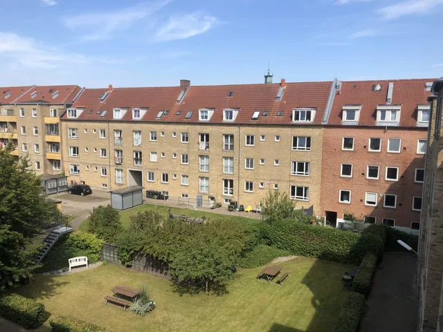 apartment Lys og velholdt 2-værelses i Øgadekvarteret