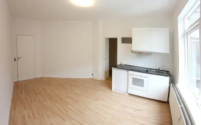 room Nice room with own kitchen in Nørresundby
