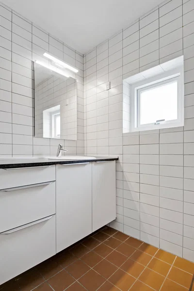 Central 3-værelses lejlighed med altan i Odense C - Filosofhaven, Odense C - 1