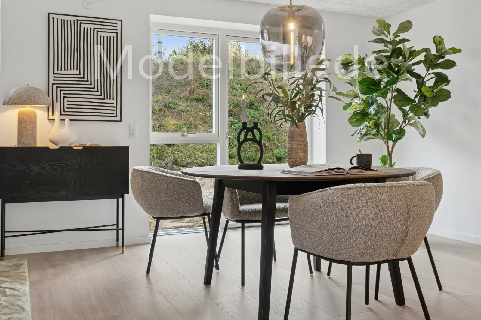 Visual presentation of the listing