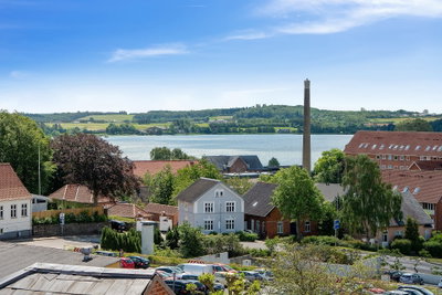 215 m2 stor herskabslejlighed med 4 soveværelser - Sct. Mathias Gade, Viborg - 3