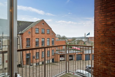 215 m2 stor herskabslejlighed med 4 soveværelser - Sct. Mathias Gade, Viborg - 2
