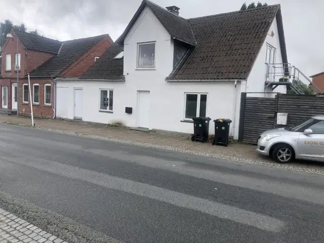 apartment Familievenlig lejlighed i centrum nær Dagli Brugsen