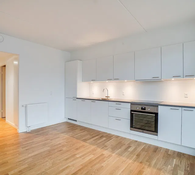 apartment Bright 2-room apartment with private balcony