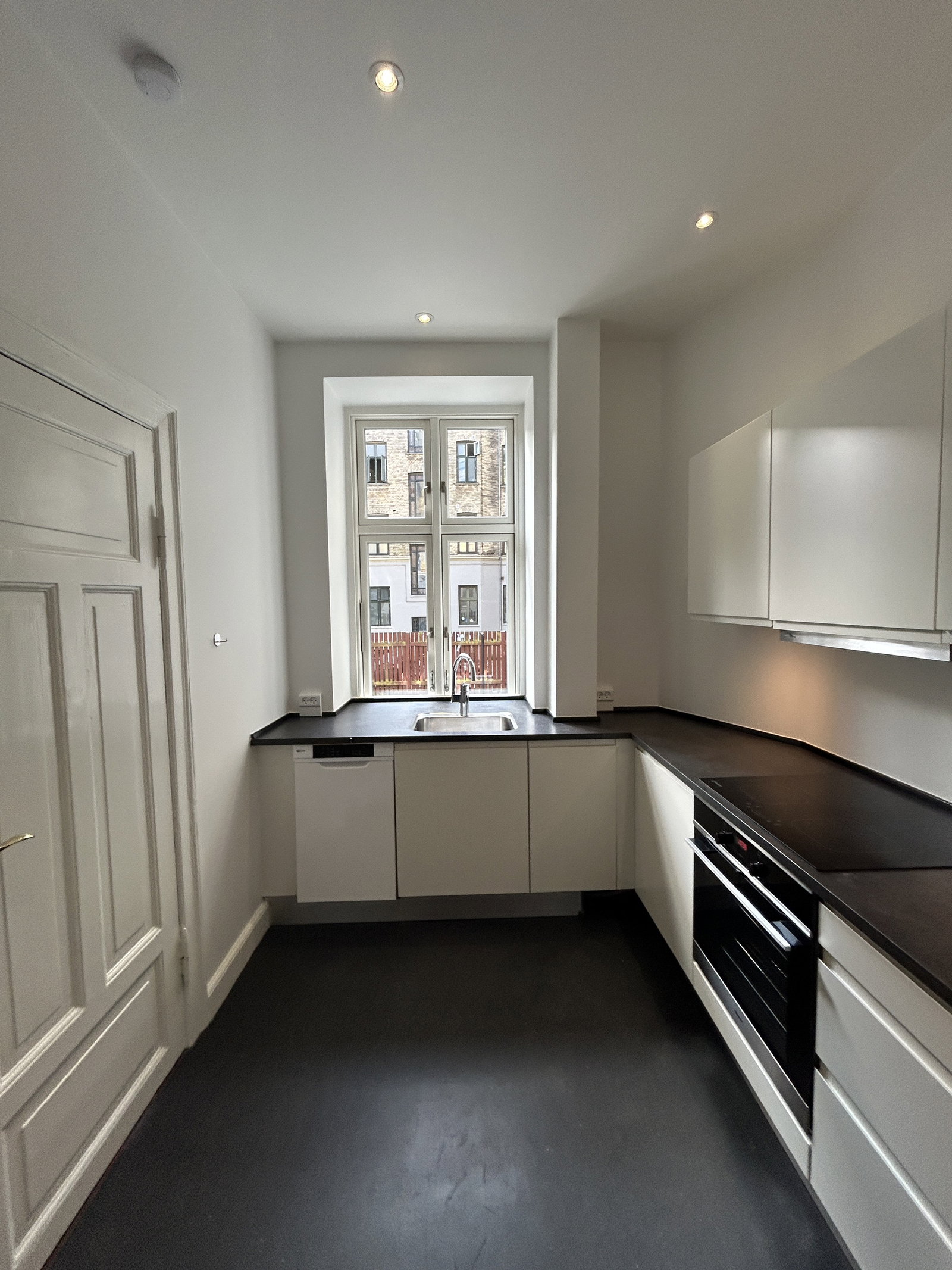 apartment Charming 4-room apartment in Frederiksberg