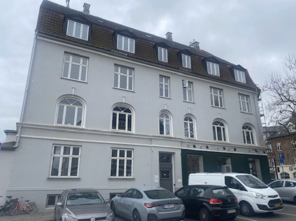 apartment Flot helt nyrenoveret lejlighed med vandudsigt
