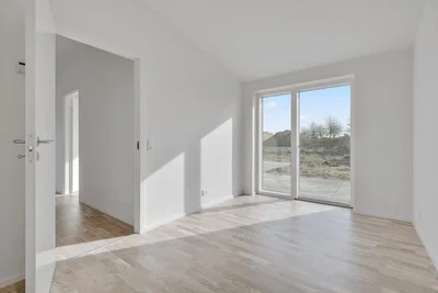 Nybyggede gårdhavehuse med grønne områder i Tirsbæk Bakker - Margrethehøj, Vejle Øst - 4