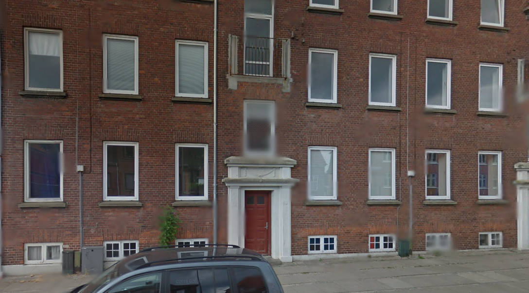 apartment 2 værelses lejlighed med central beliggenhed og fælles have