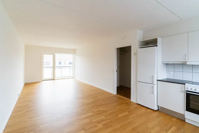 apartment Rummelig 3-værelses lejlighed med altan eller terrasse