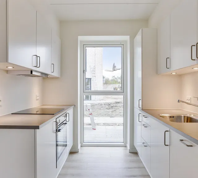 townhouse 4-værelses rækkehus med terrasse og skur