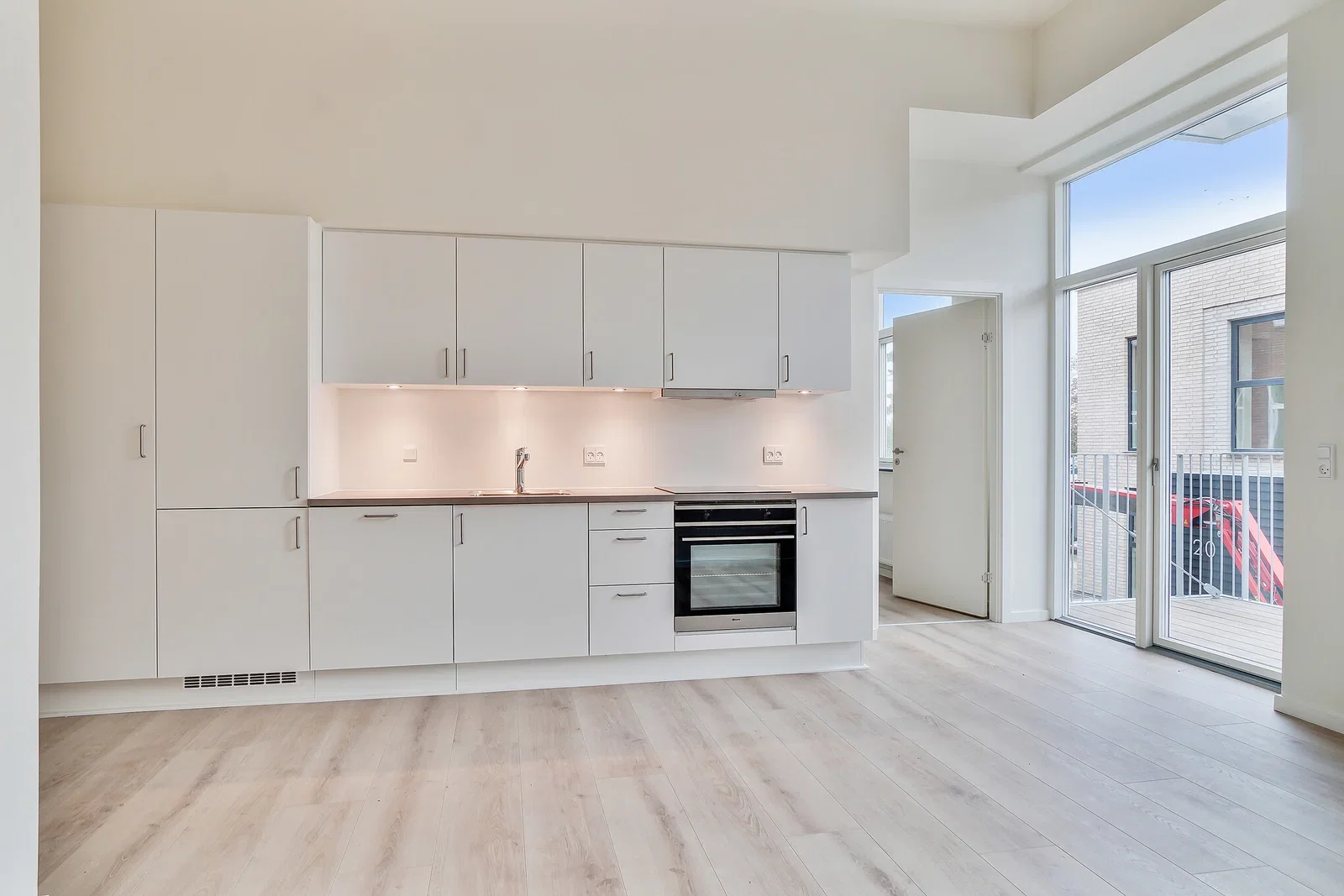 apartment 3-room apartment with private balcony in charming building