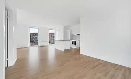 apartment Lejebolig øverst i ejendommen med stor altan - centrale Valby