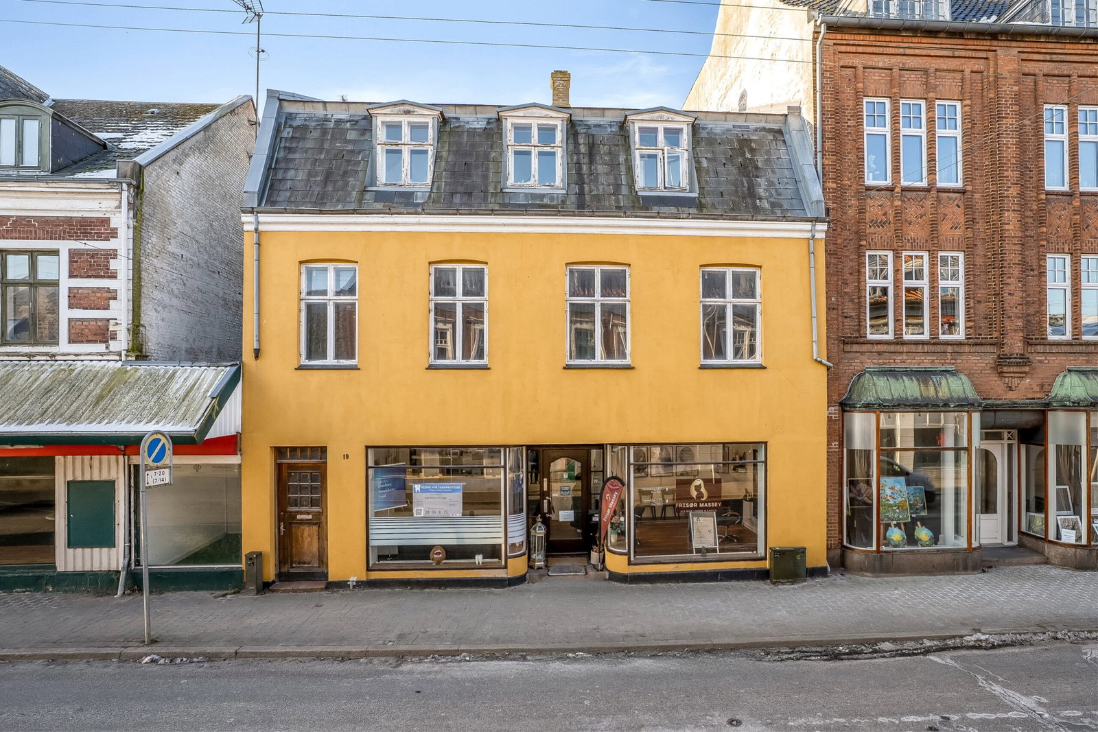 apartment Central lejlighed med altan og søudsigt