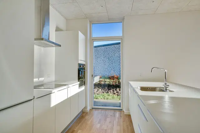 townhouse 4-værelses rækkehus med have og parkering