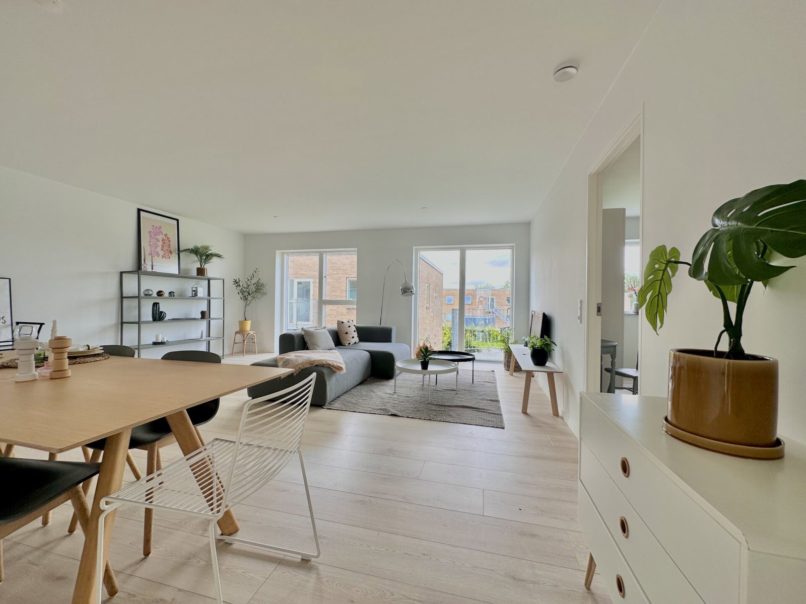 apartment Parkering, rolig området og god planløsning