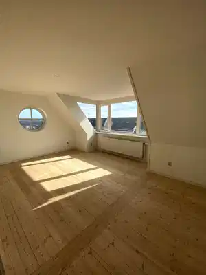 apartment Central og delevenlig 3-værelses lejlighed i Odense C