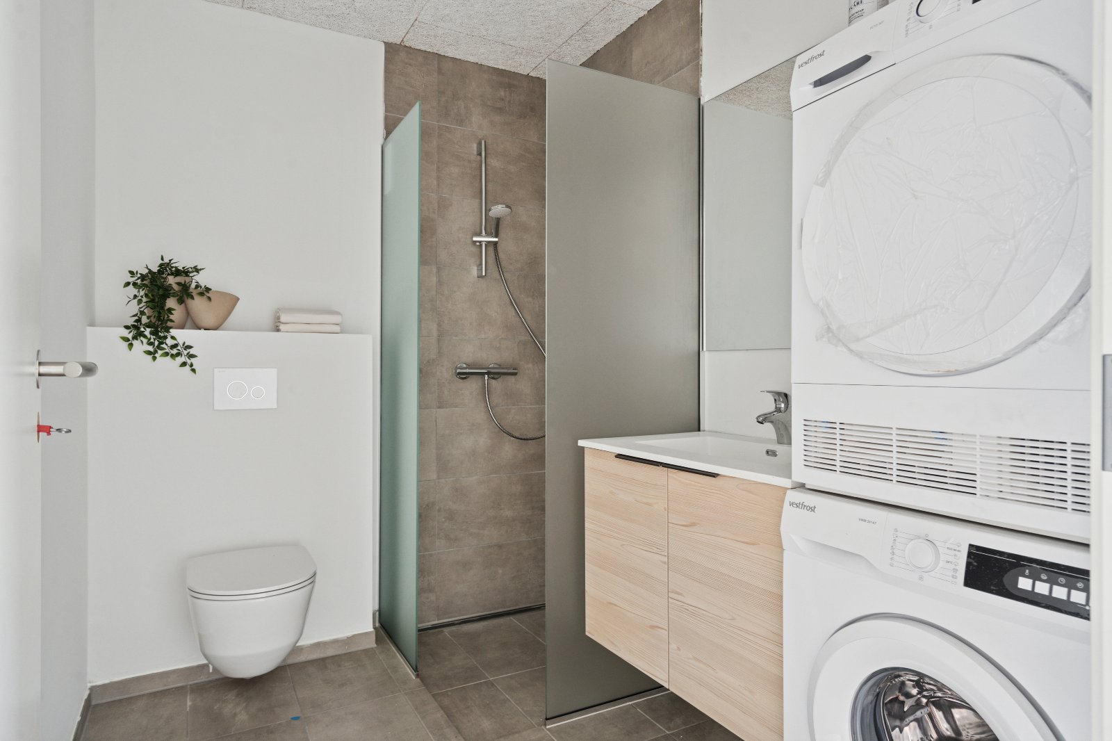 townhouse Rummeligt rækkehus med terrasse og privat have