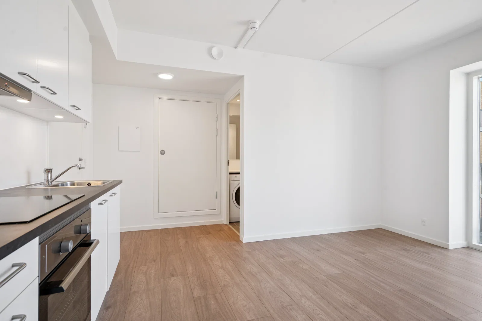 apartment Moderne 1-værelses lejlighed med altan og gode faciliteter