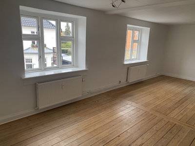 Charming 3-family Property in a Quiet Residential Neighborhood in Assens - Jerichausgade, Assens - 1