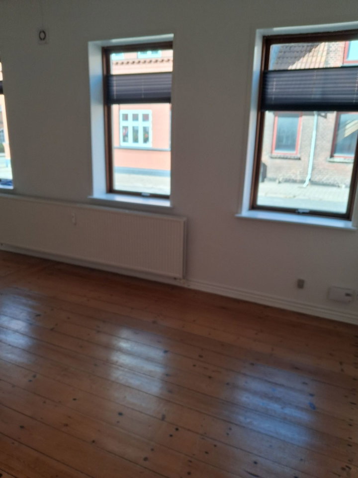 Lys 2-værelses stuelejlighed, 68 m² - Sjællandsgade, Fredericia - 1