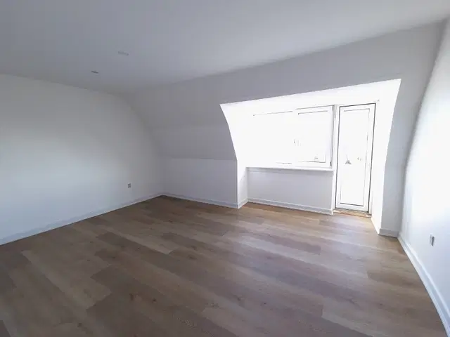 apartment Cozy 3-room apartment with balcony and parking opportunity